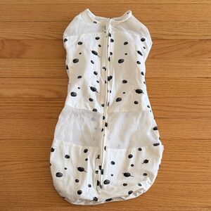 Happiest Baby swaddle sleep sack size M